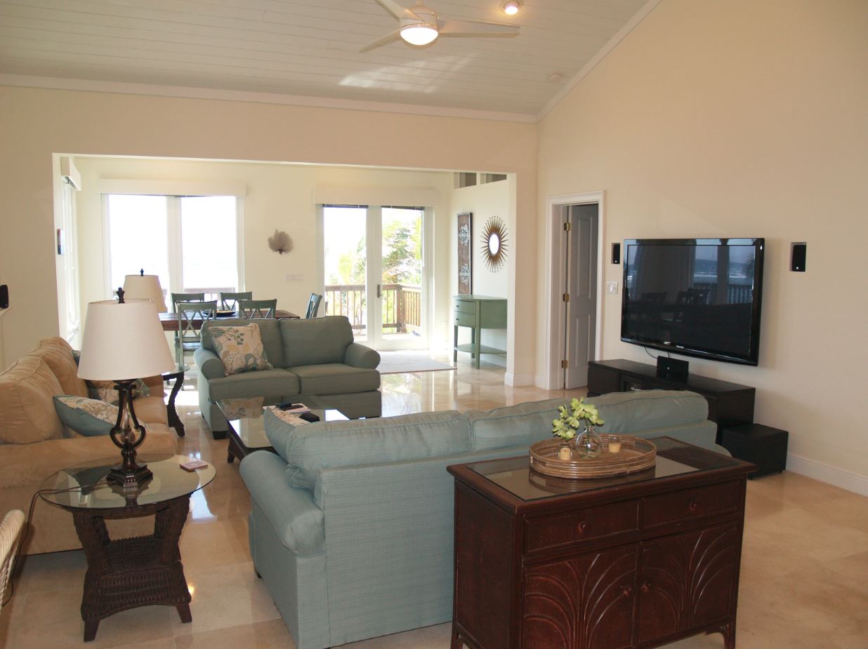 coral beach House Living Room
